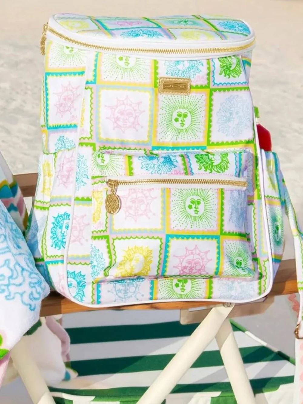 Lilly Pulitzer compact lilly
